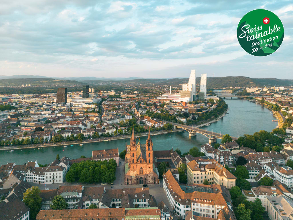 Blick auf den Rhein und Basel (Swisstainable Destination Level III – leading)