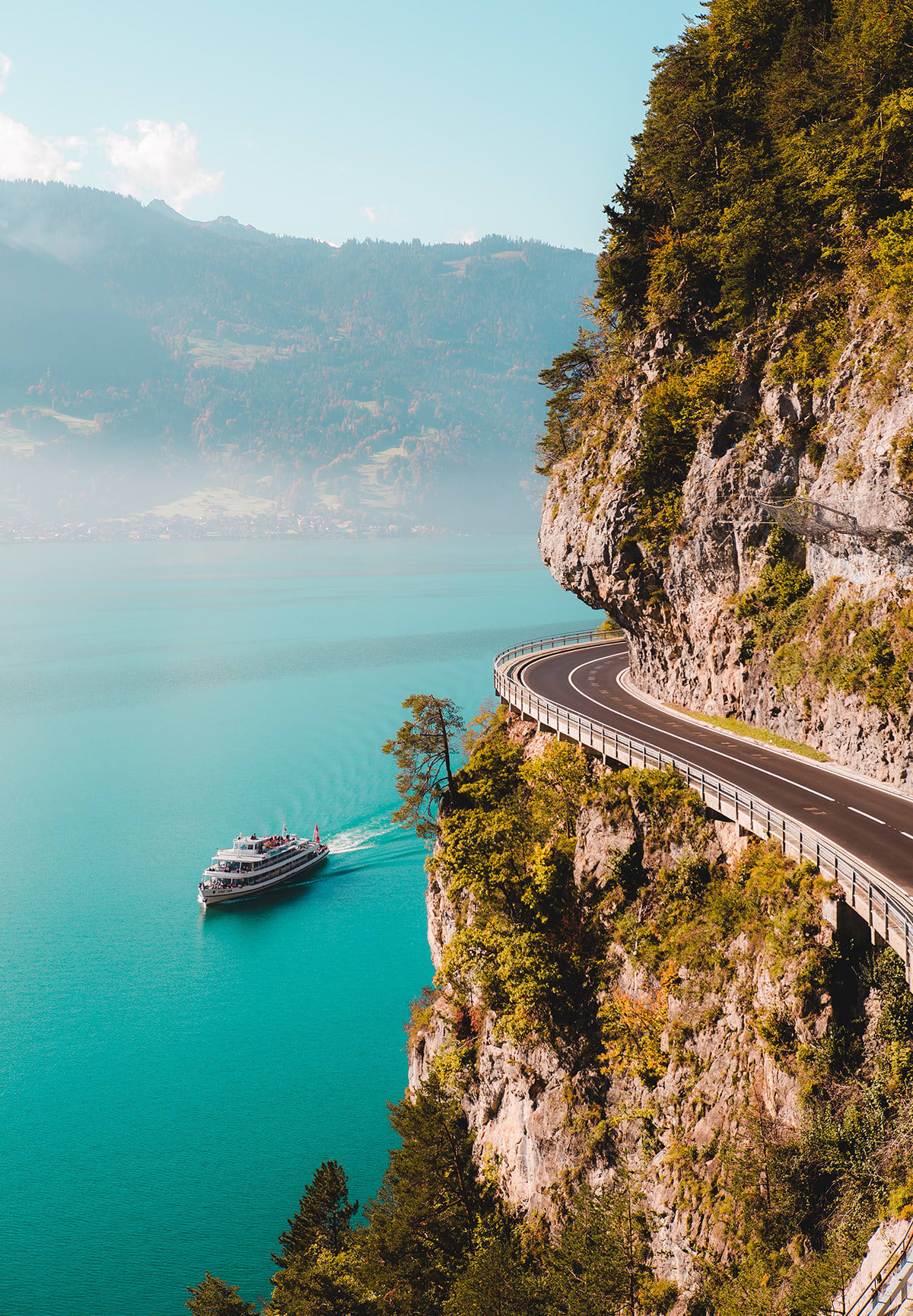 Achsenstrasse am Thunersee