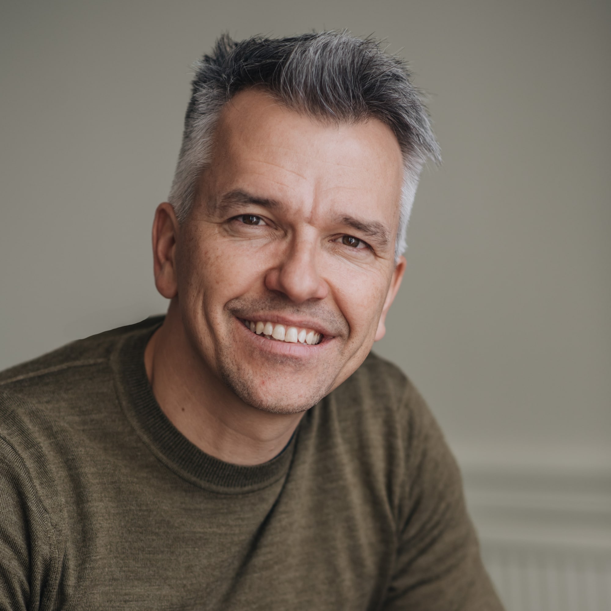 Portraitfoto von Tim Gamper
