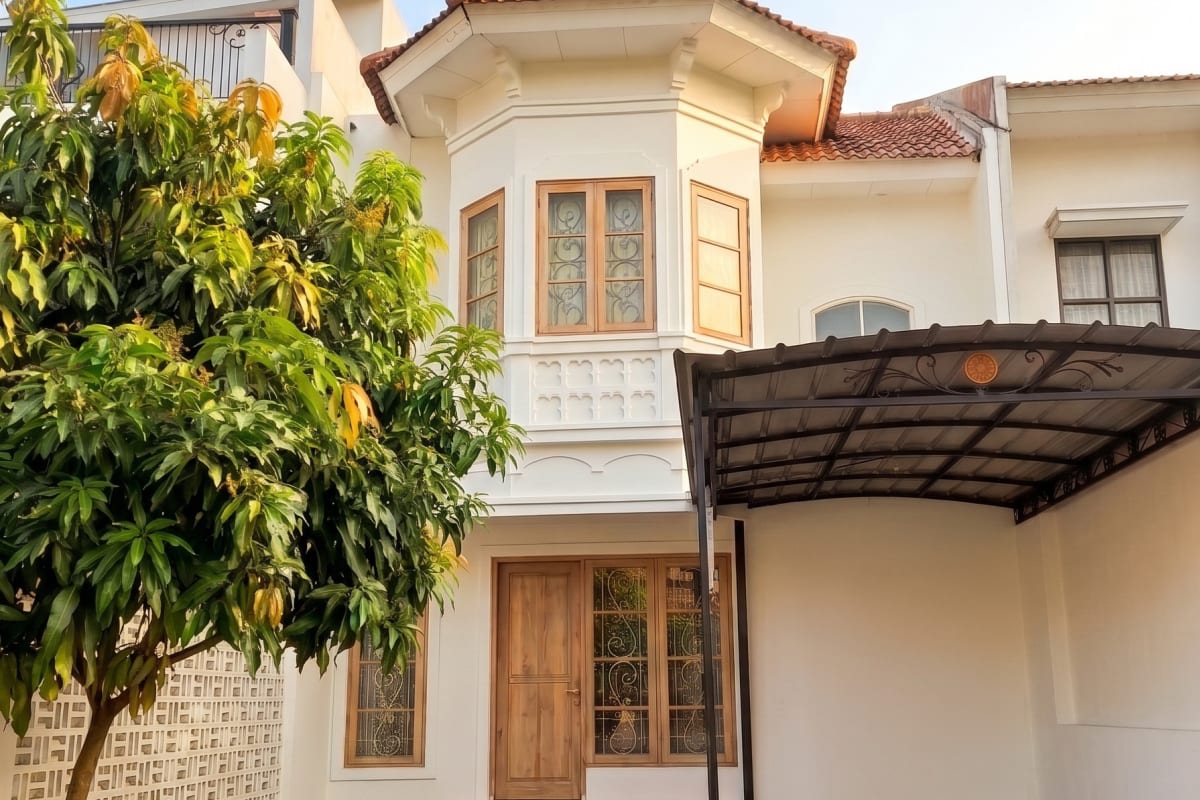 Rumah komplek Delatinos di BSD - foto 1