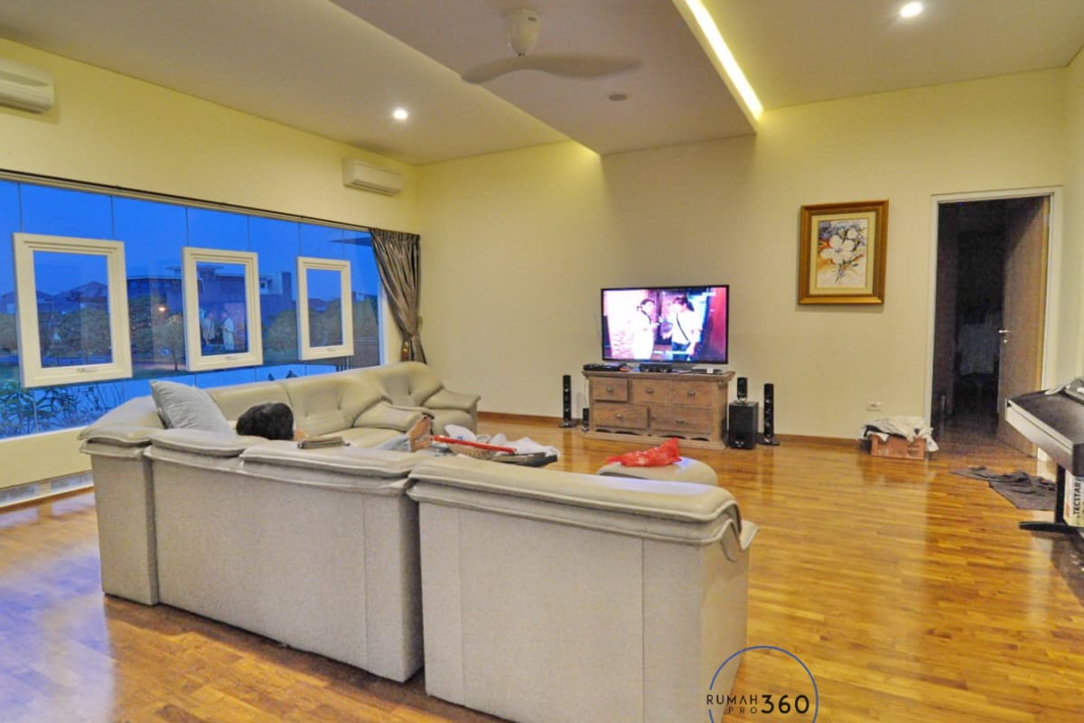 Rumah komplek Alam Sutera Serpong di Tangerang Selatan - foto 1