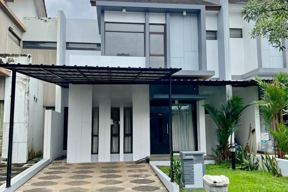 Rumah komplek Foresta di BSD - foto 1
