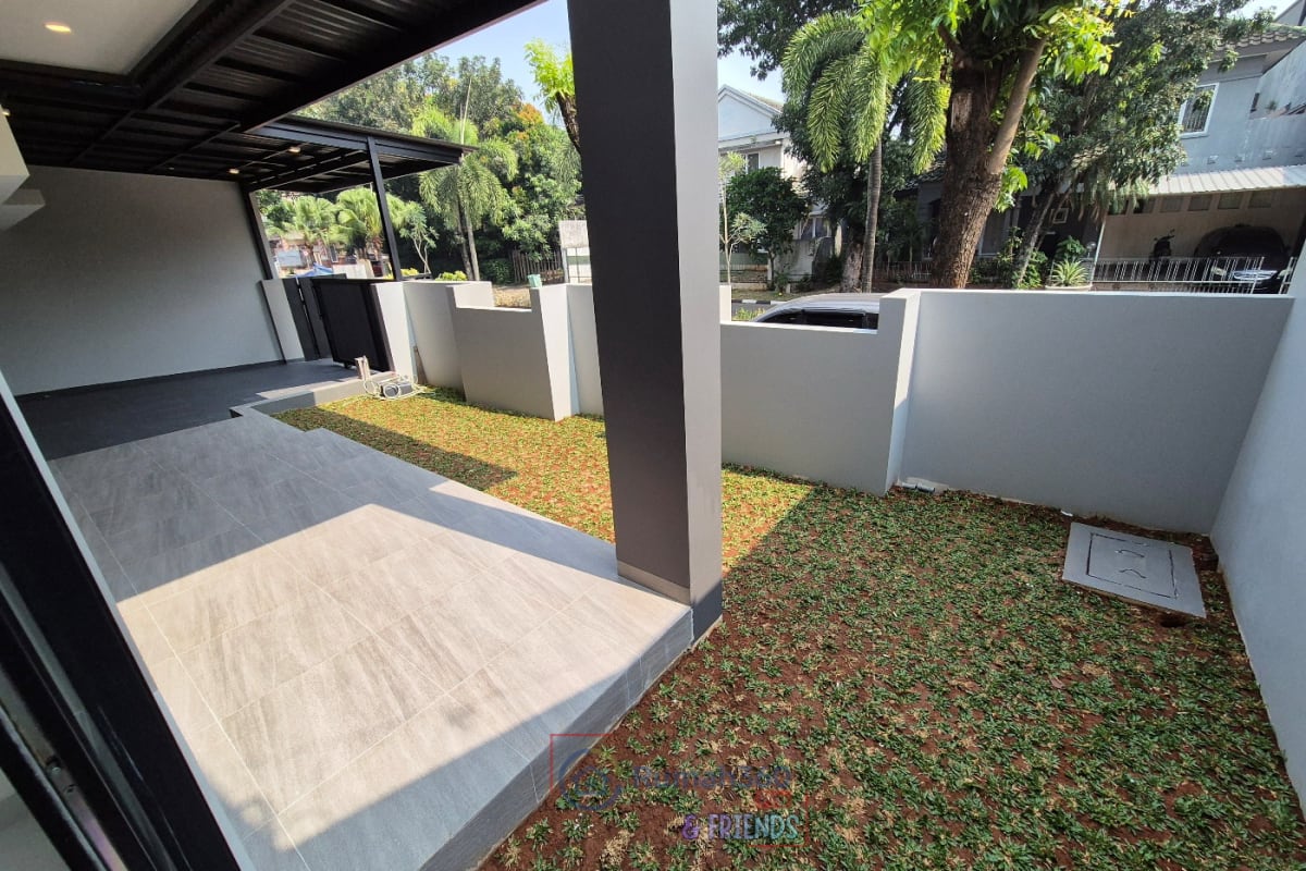 Rumah komplek Puspita Loka di BSD - foto 1