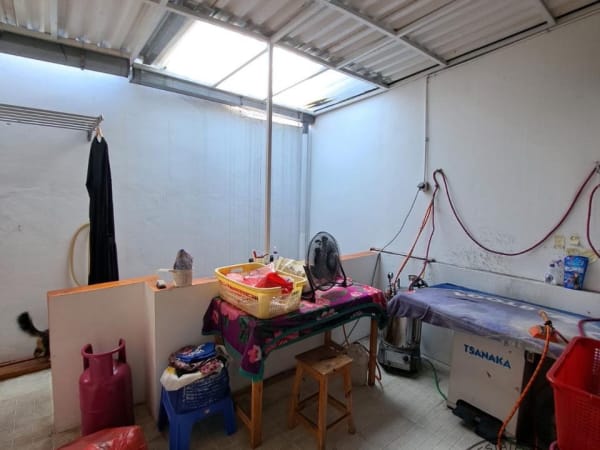 Rumah komplek Delatinos di BSD - foto 7