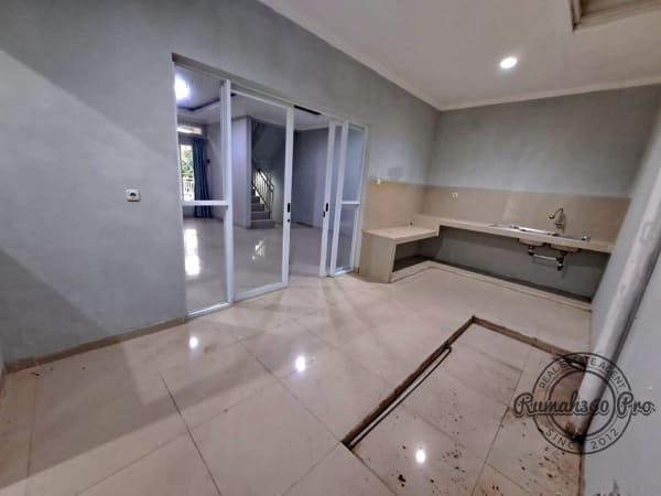 Rumah komplek Melati Mas di Tangerang Selatan - foto 4