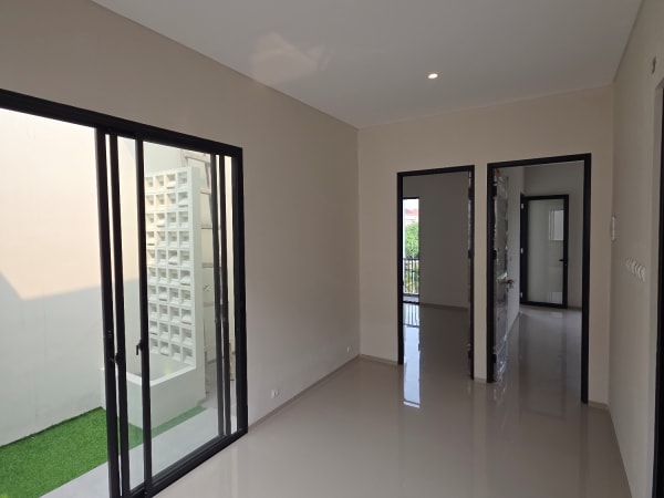 Rumah komplek Kencana Loka di BSD - foto 6