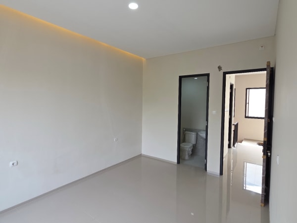 Rumah komplek Kencana Loka di BSD - foto 9