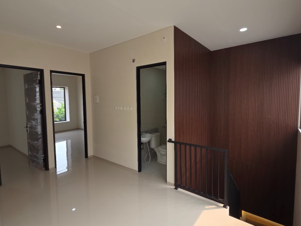 Rumah komplek Kencana Loka di BSD - foto 10