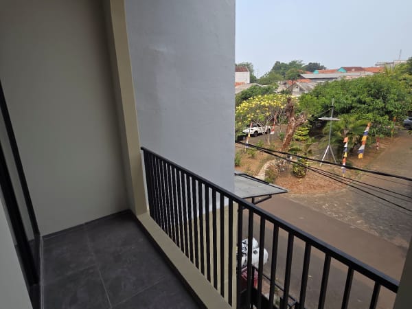 Rumah komplek Kencana Loka di BSD - foto 11
