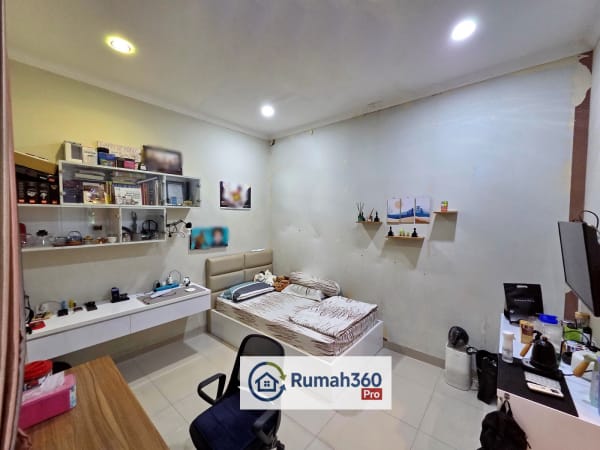 Rumah komplek Delatinos di BSD - foto 9