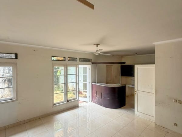 Rumah komplek Delatinos di BSD - foto 2