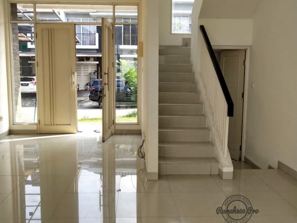Rumah komplek Residence One di Tangerang Selatan - foto 5