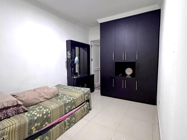 Rumah komplek Neo Catalonia di BSD - foto 7