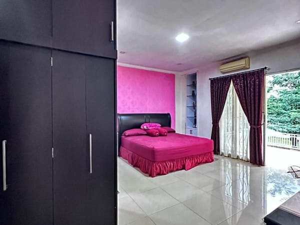 Rumah komplek Neo Catalonia di BSD - foto 9