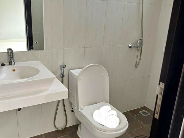 Rumah komplek Foresta di BSD - foto 8