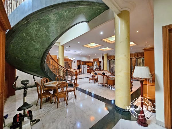 Rumah komplek Melati Mas di Tangerang Selatan - foto 3