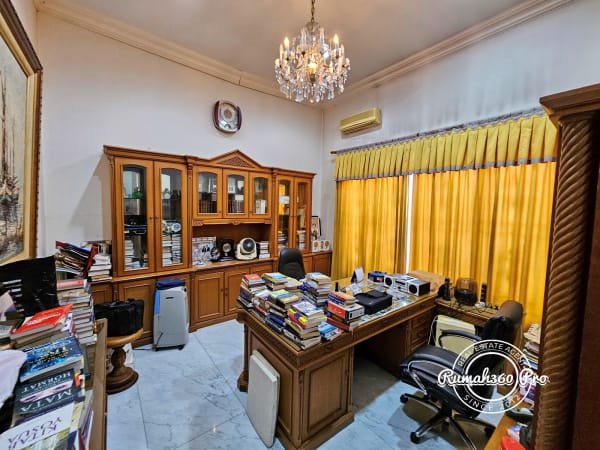 Rumah komplek Melati Mas di Tangerang Selatan - foto 6