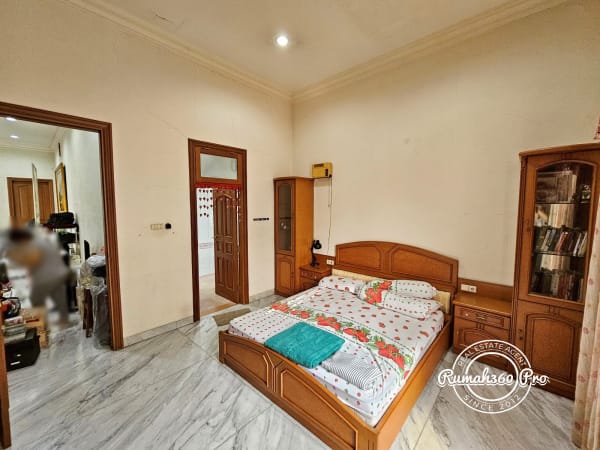 Rumah komplek Melati Mas di Tangerang Selatan - foto 9
