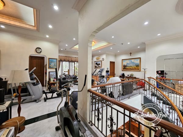 Rumah komplek Melati Mas di Tangerang Selatan - foto 11