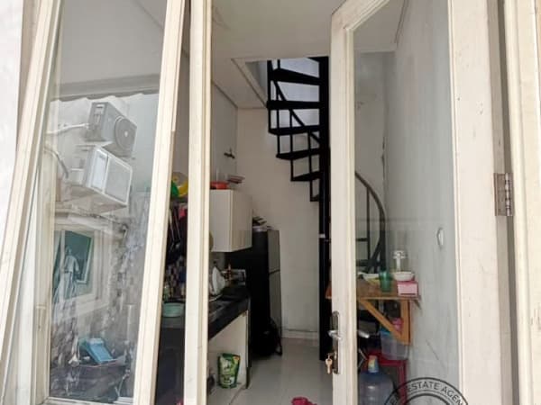 Rumah komplek Residence One di Tangerang Selatan - foto 12