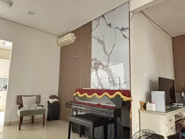 Rumah komplek Residence One di Tangerang Selatan - foto 15