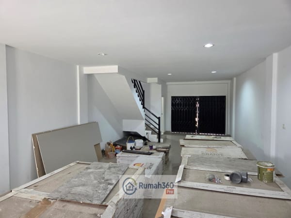 Ruko komplek Ruko Sektor 4 - Sebelah BSD Plaza di Tangerang - foto 4
