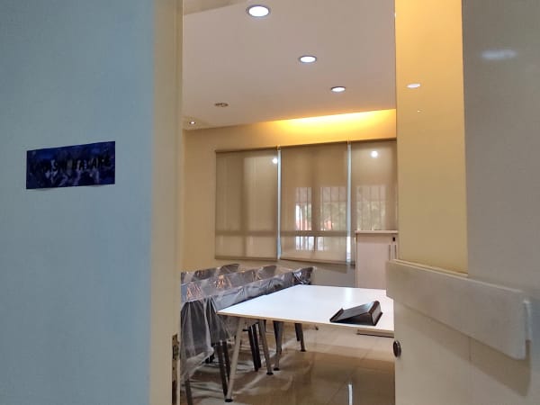 Ruko komplek Ruko Golden 8 di Gading Serpong - foto 10