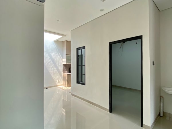 Rumah komplek Serpong Park di Tangerang Selatan - foto 5