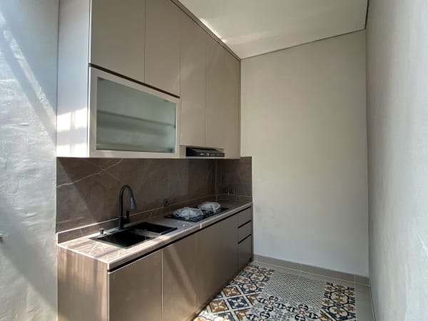 Rumah komplek Serpong Park di Tangerang Selatan - foto 9