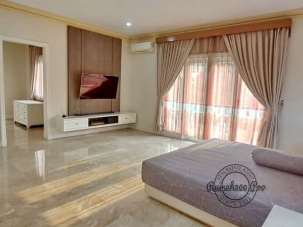 Rumah komplek Fountainebleau Golf Residence di BSD - foto 9