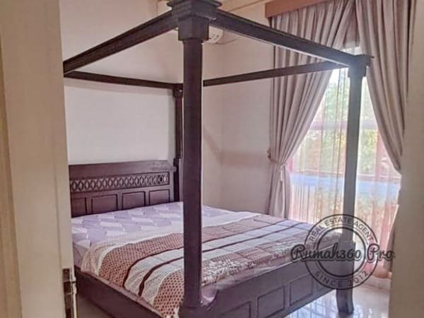 Rumah komplek Fountainebleau Golf Residence di BSD - foto 12