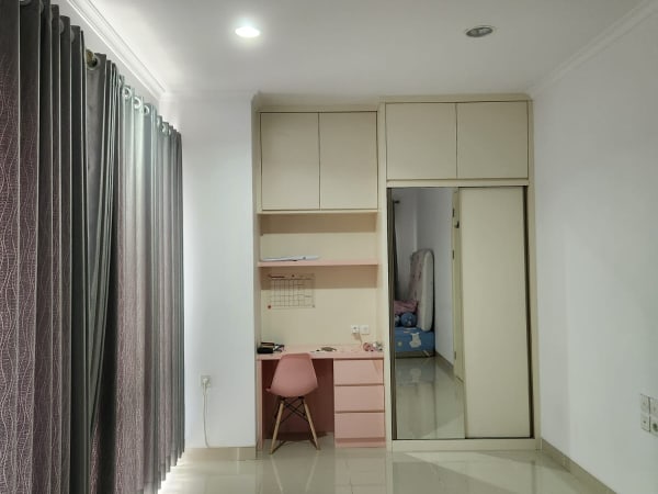 Rumah komplek Scientia Garden di Gading Serpong - foto 4