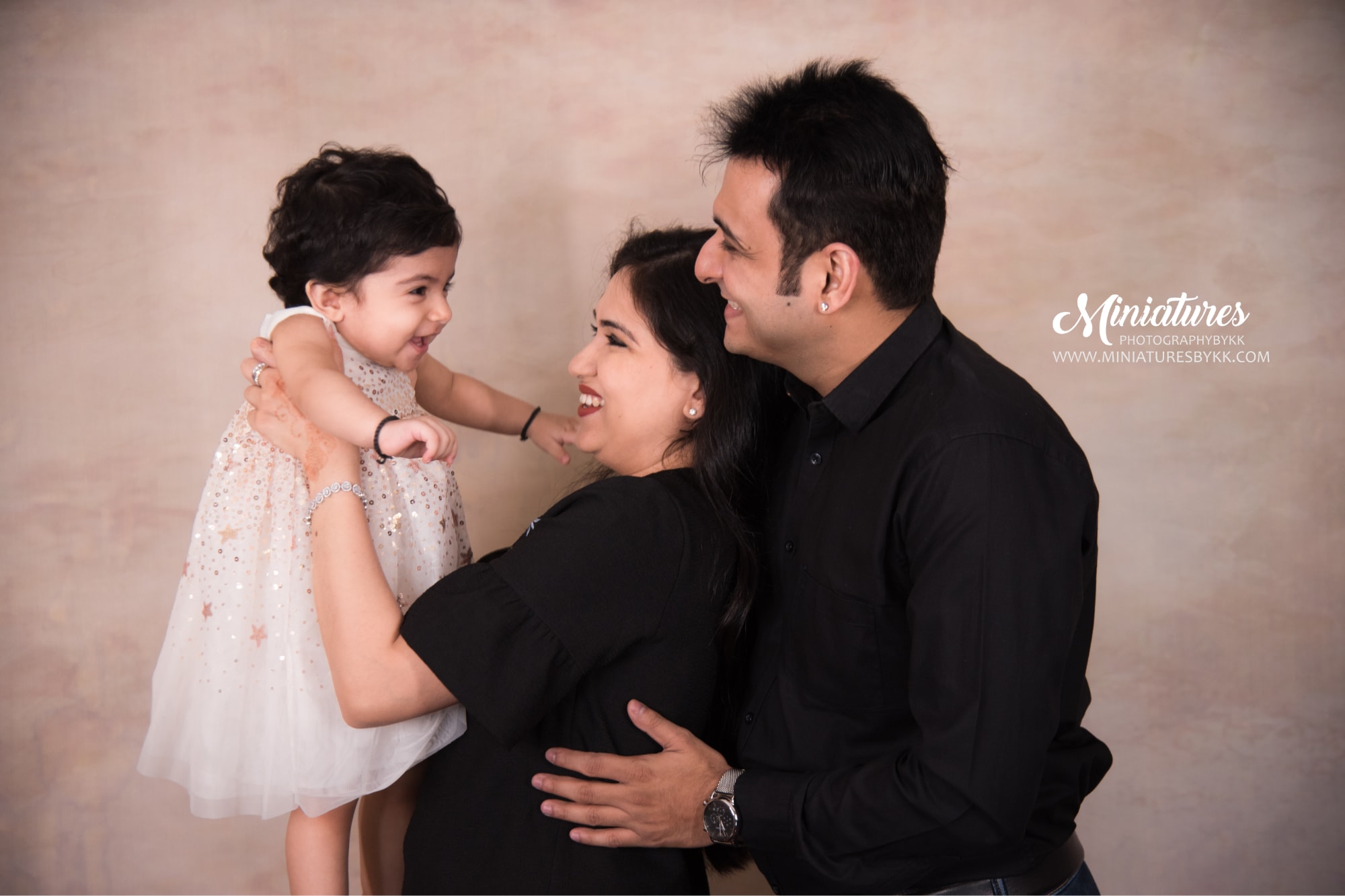 Family Portraits photography by Miniatures, Bangkok — 17