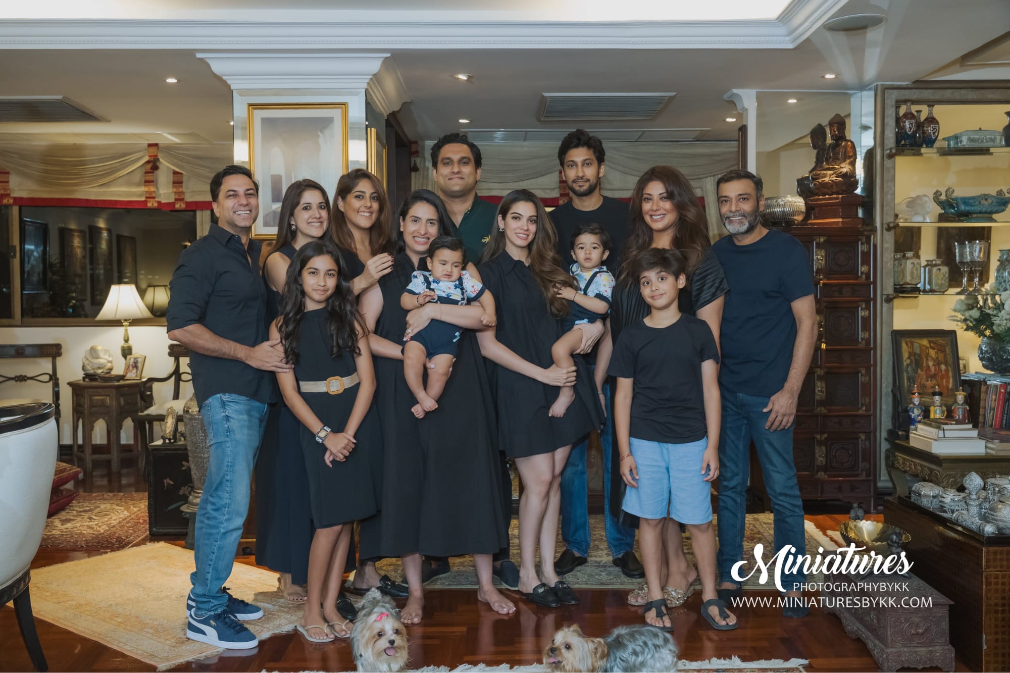 Family Portraits photography by Miniatures, Bangkok — 3