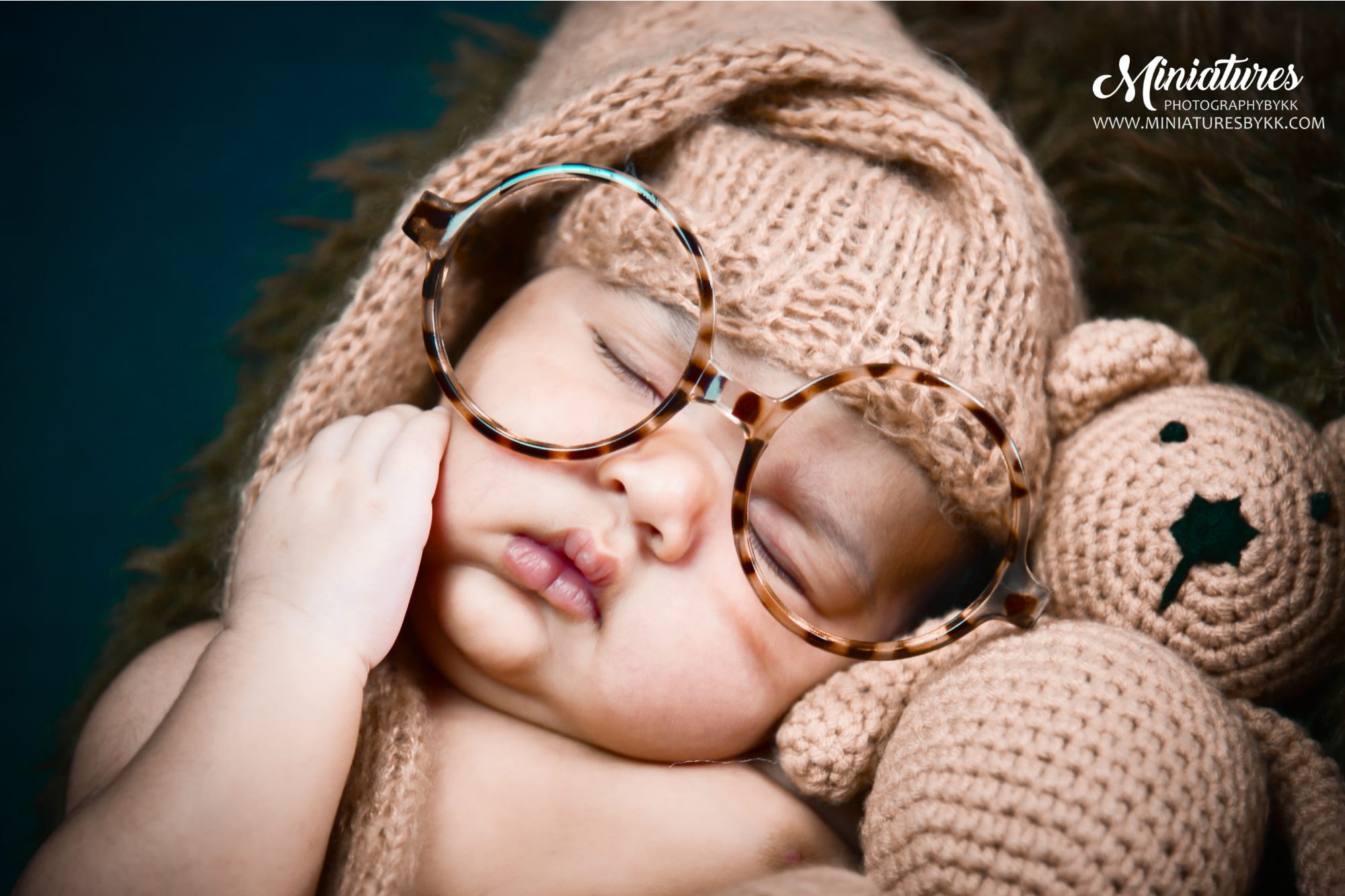 Newborn Session photography by Miniatures, Bangkok — 12