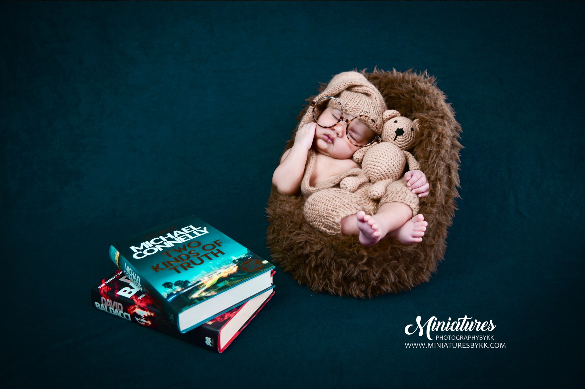 Newborn Session photography by Miniatures, Bangkok — 9