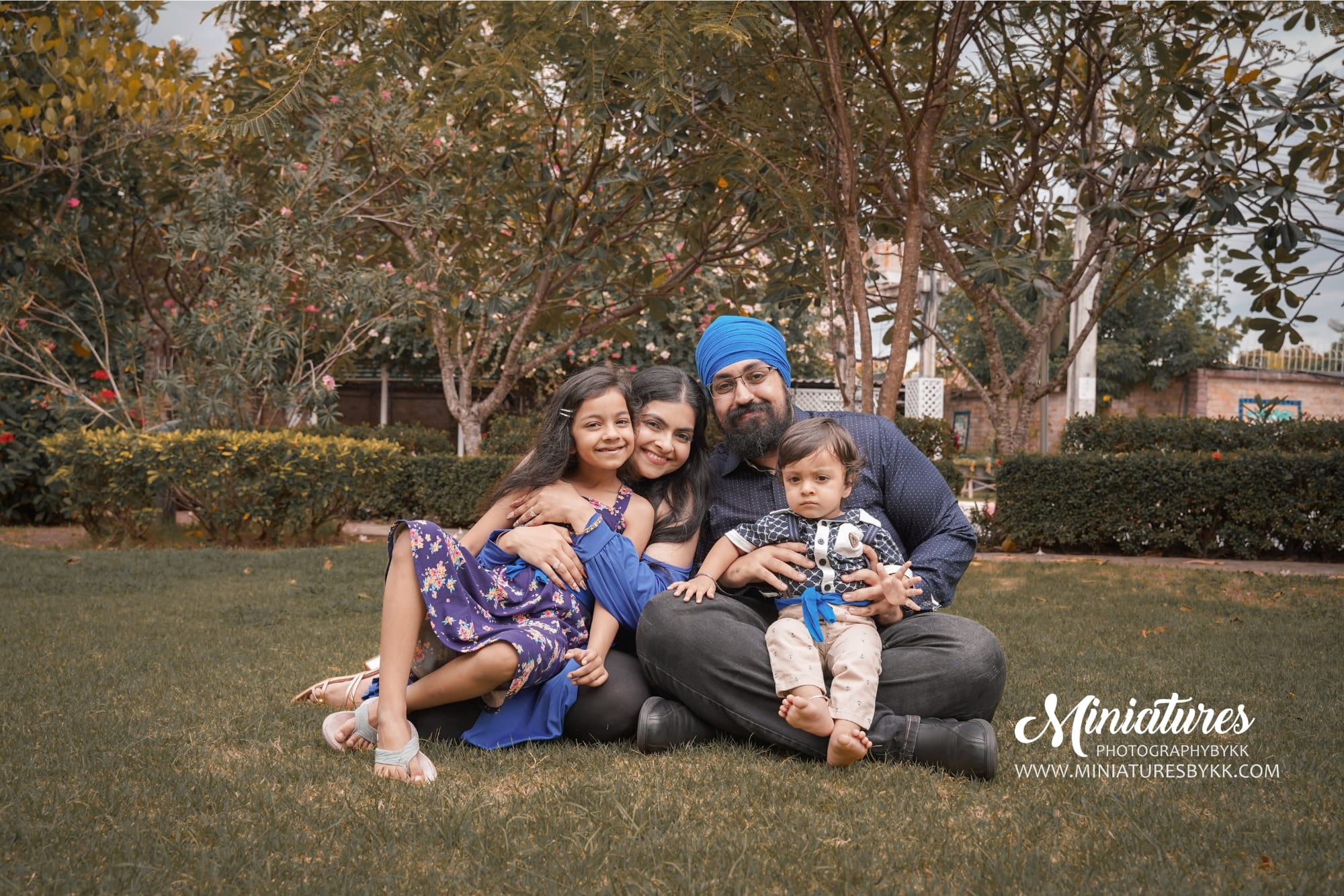 Family Portraits photography by Miniatures, Bangkok — 4