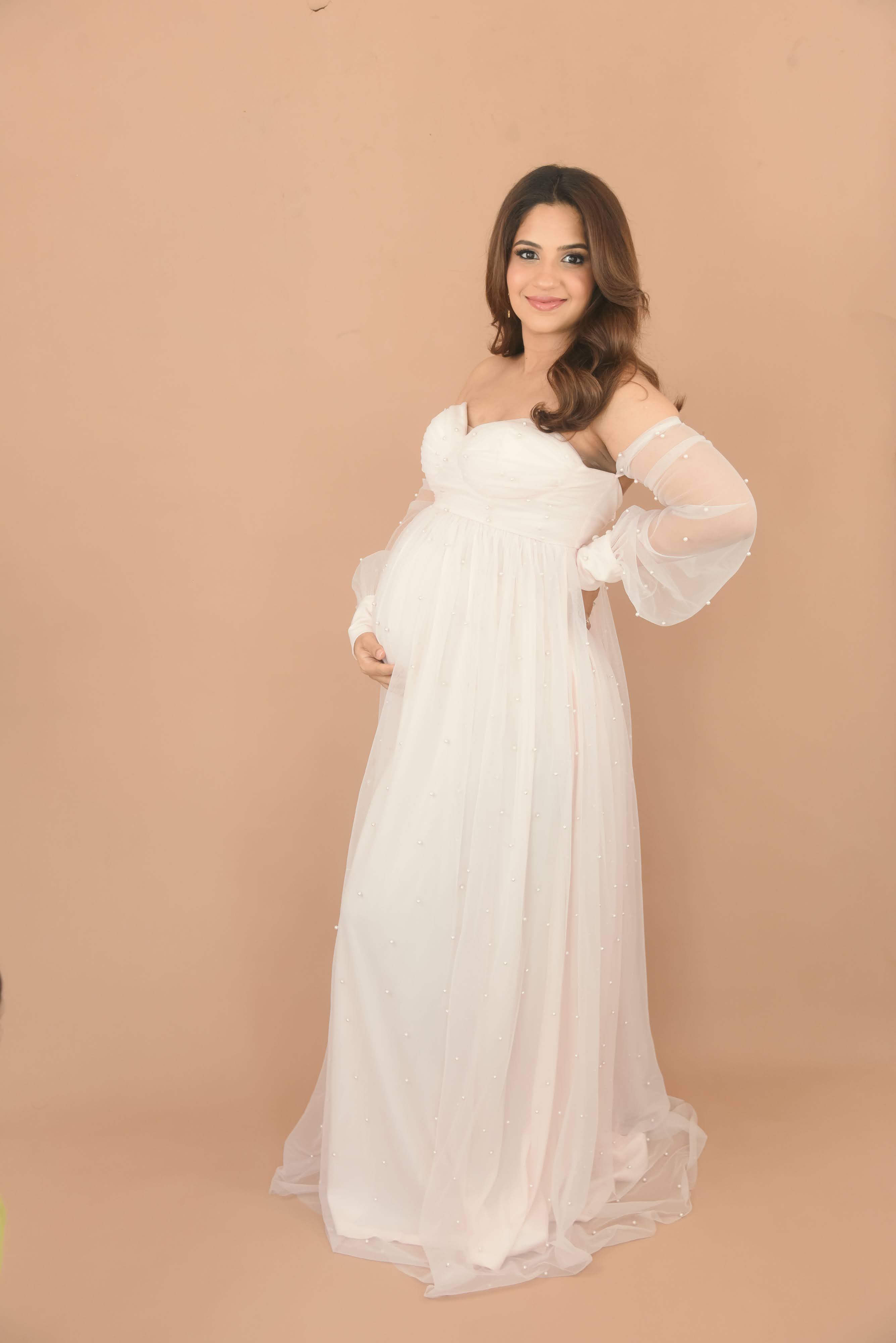 Maternity Session photography by Miniatures, Bangkok — 7