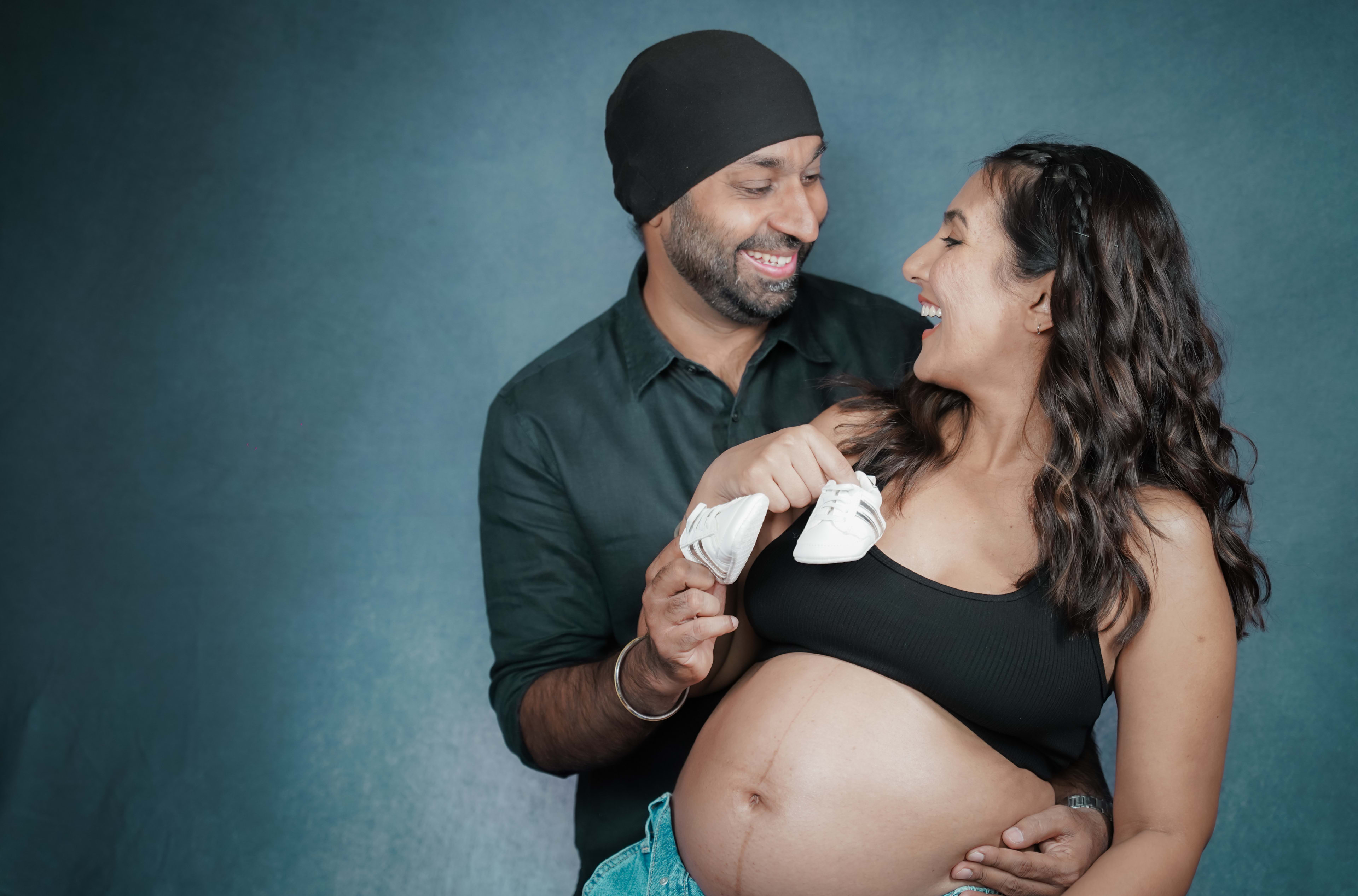 Maternity Session photography by Miniatures, Bangkok — 34