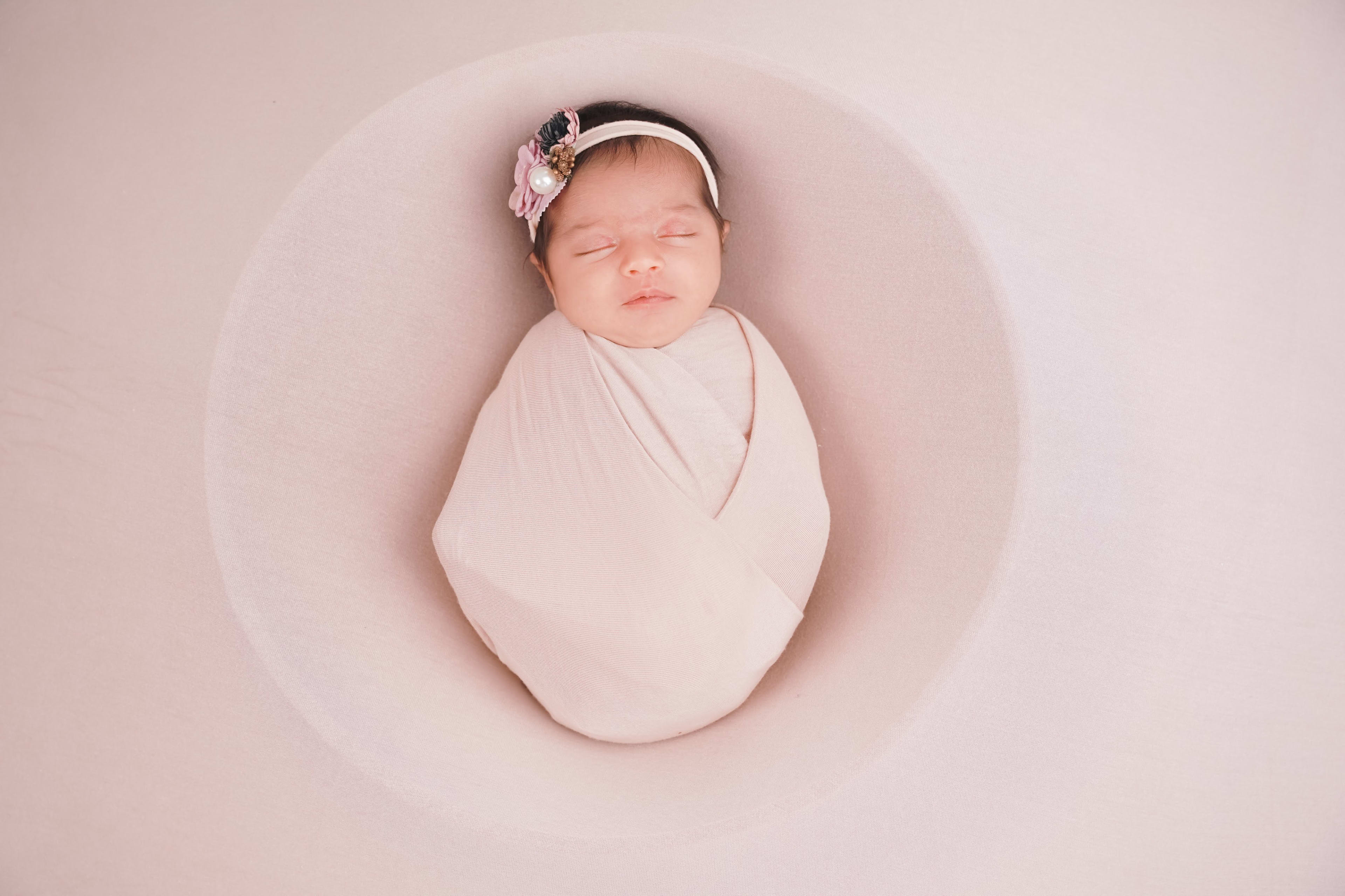 Newborn Session photography by Miniatures, Bangkok — 60