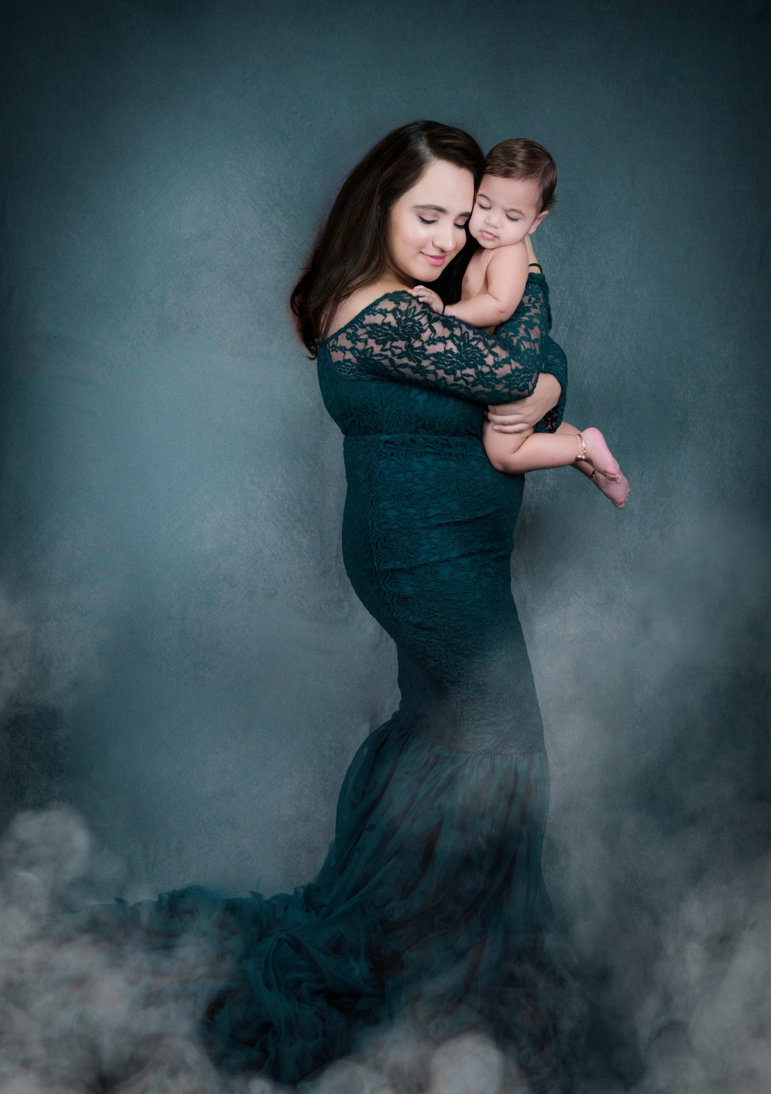 Maternity Session photography by Miniatures, Bangkok — 10