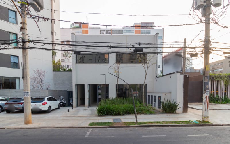 Loja na Alameda Franca, 1033