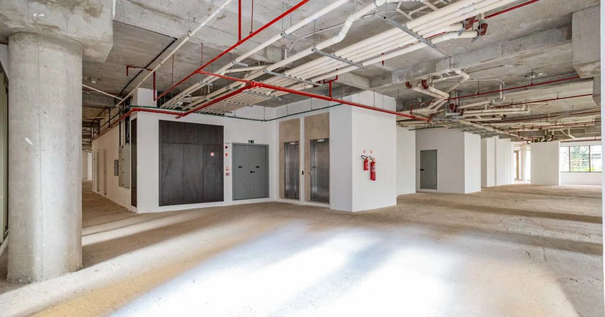 Sala comercial na Rua Oscar Freire, 1.560, 2º pavimento