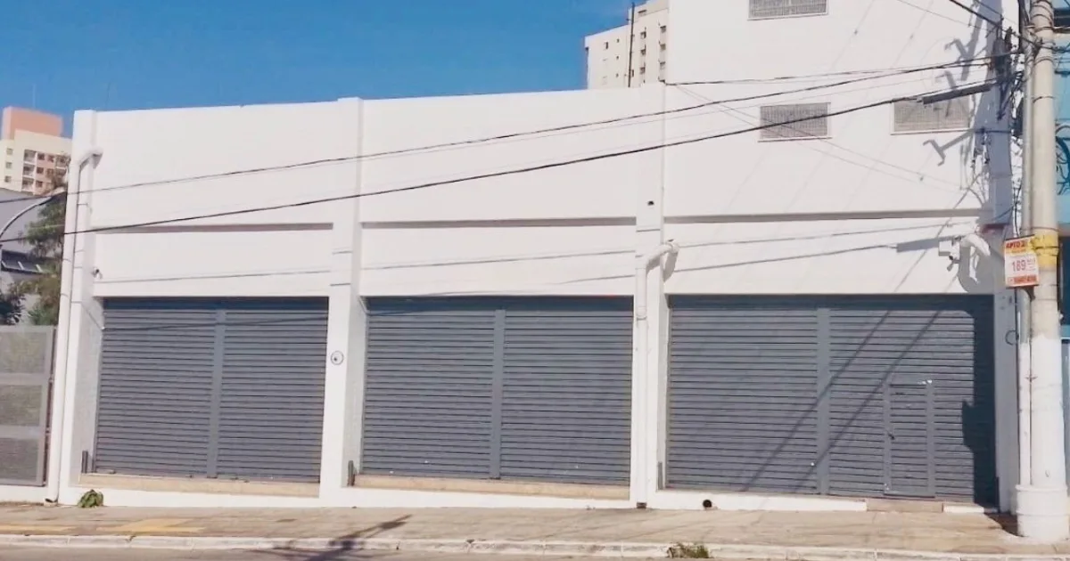 Galpão na Avenida Santa Marina, 2687
