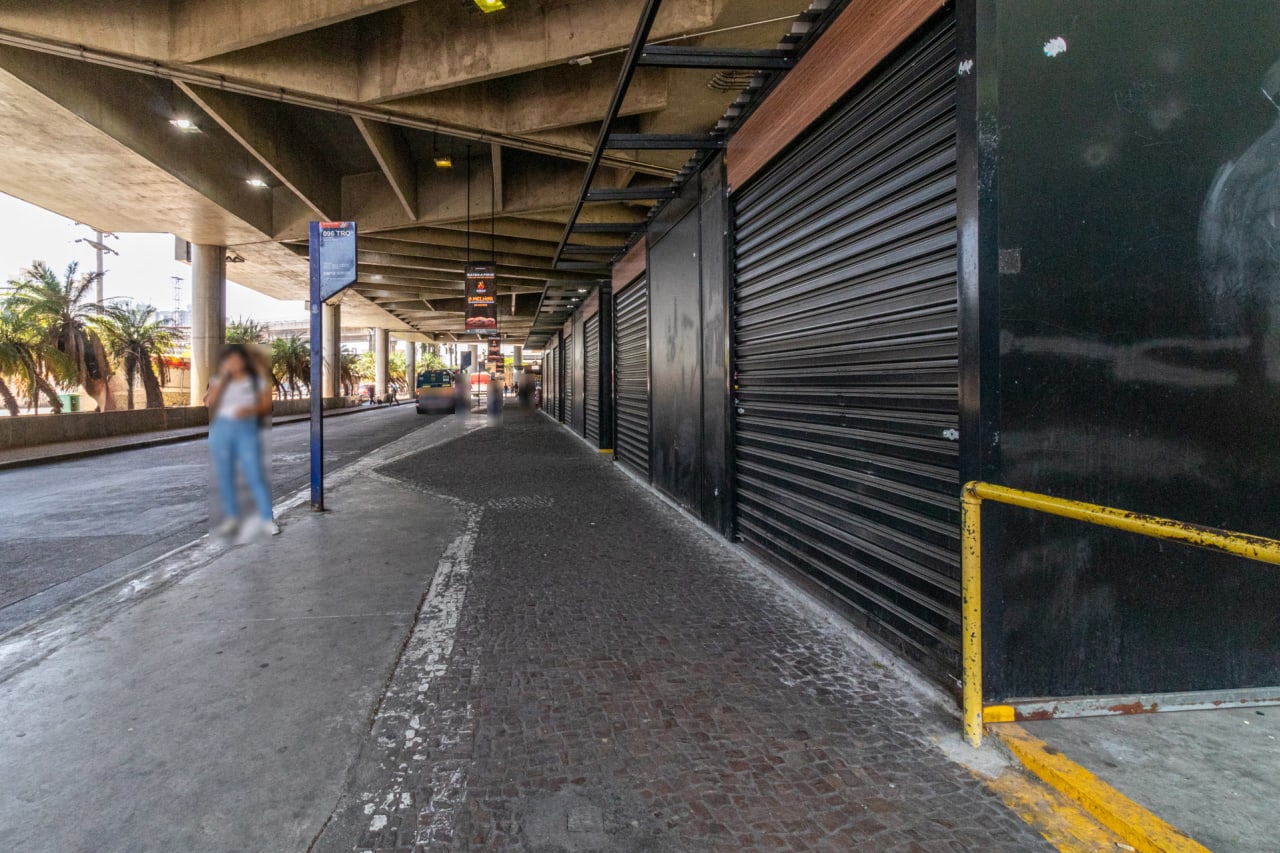 Alugue loja em estação de metrô/ônibus com 7,2 m² em Brás Estação Brás -  Loja 3 por R$ 7.128, São Paulo - SuaQuadra