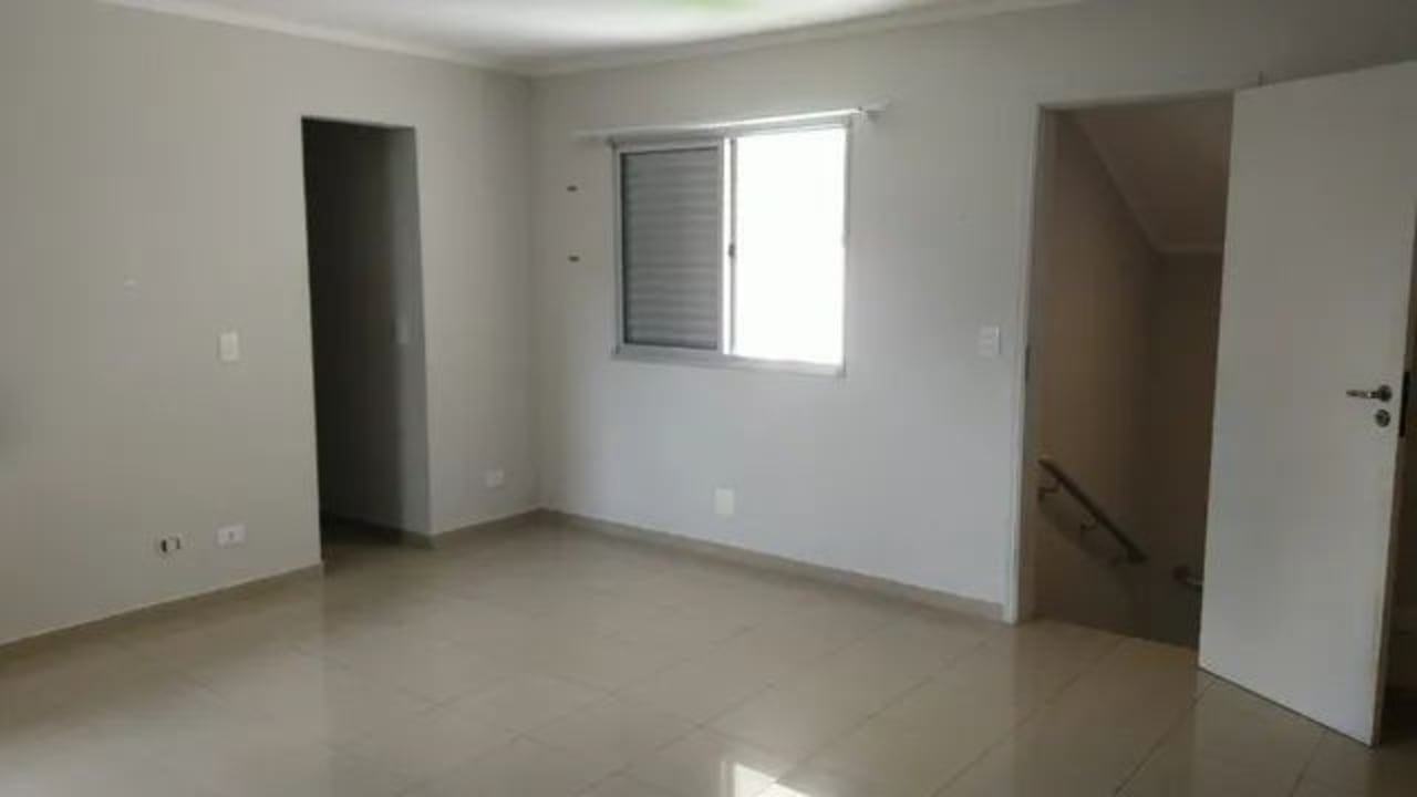 Alugue casa comercial com 180 m em Vila Prudente por R 4.100