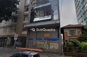 Rua Dona Antônia de Queirós, 520