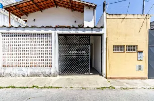 Rua Apamas, 54, A - 1º andar