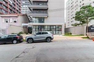 Rua Humberto I, 1005, Loja 01 - B