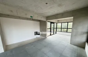 Rua João Moura, 941